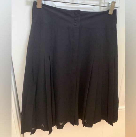 Karl Lagerfeld Dresses & Skirts - Karl Lagerfeld for H&M black pleated buttoned skirt, NEW, size 34/US 4